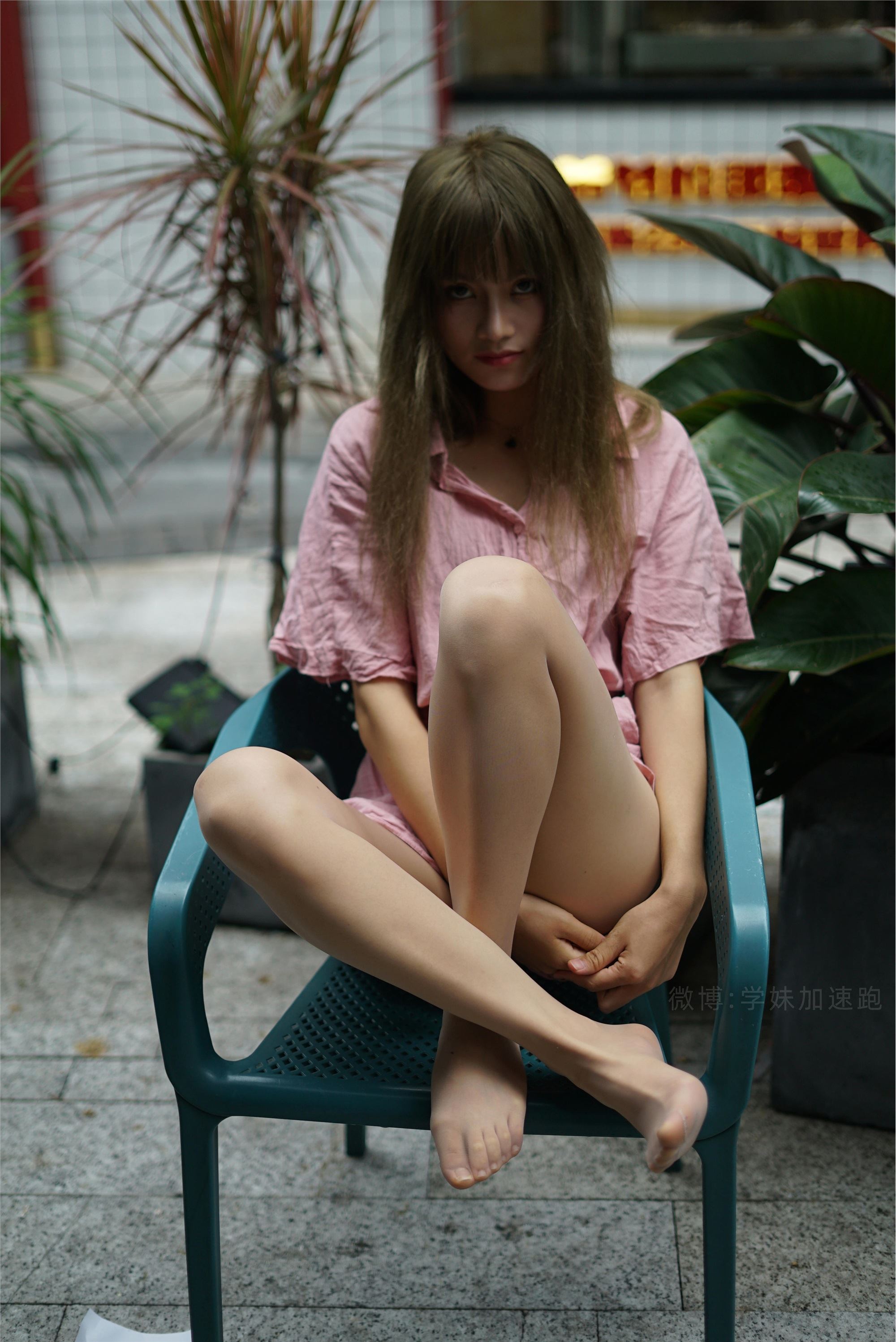 学妹加速跑 XM046《敏儿粉粉嫩嫩》